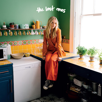 Florrie - Kissing In The Cold