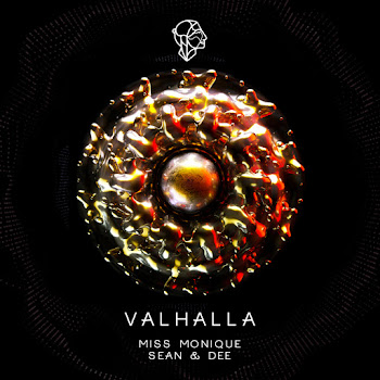 Miss Monique - Valhalla (Extended Mix) Ft Sean & Dee